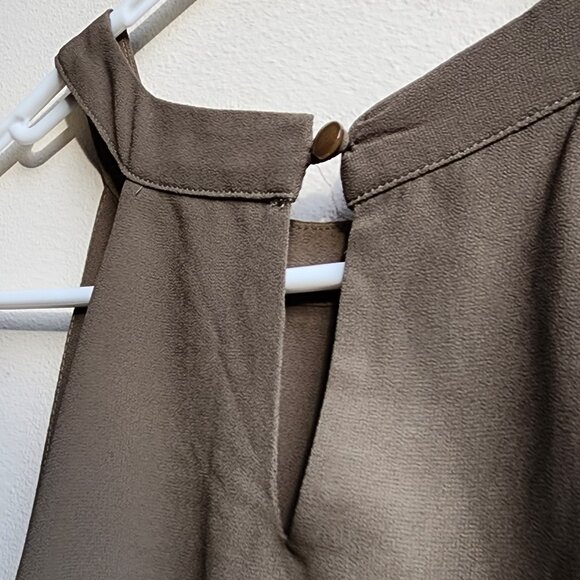 Monteau Olive Green Halter Tank Top Size Large - Picture 15 of 16